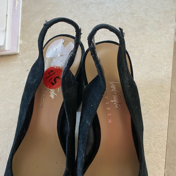Lord and Taylor size 5.5 pointed toe heels - Picture 4 of 4